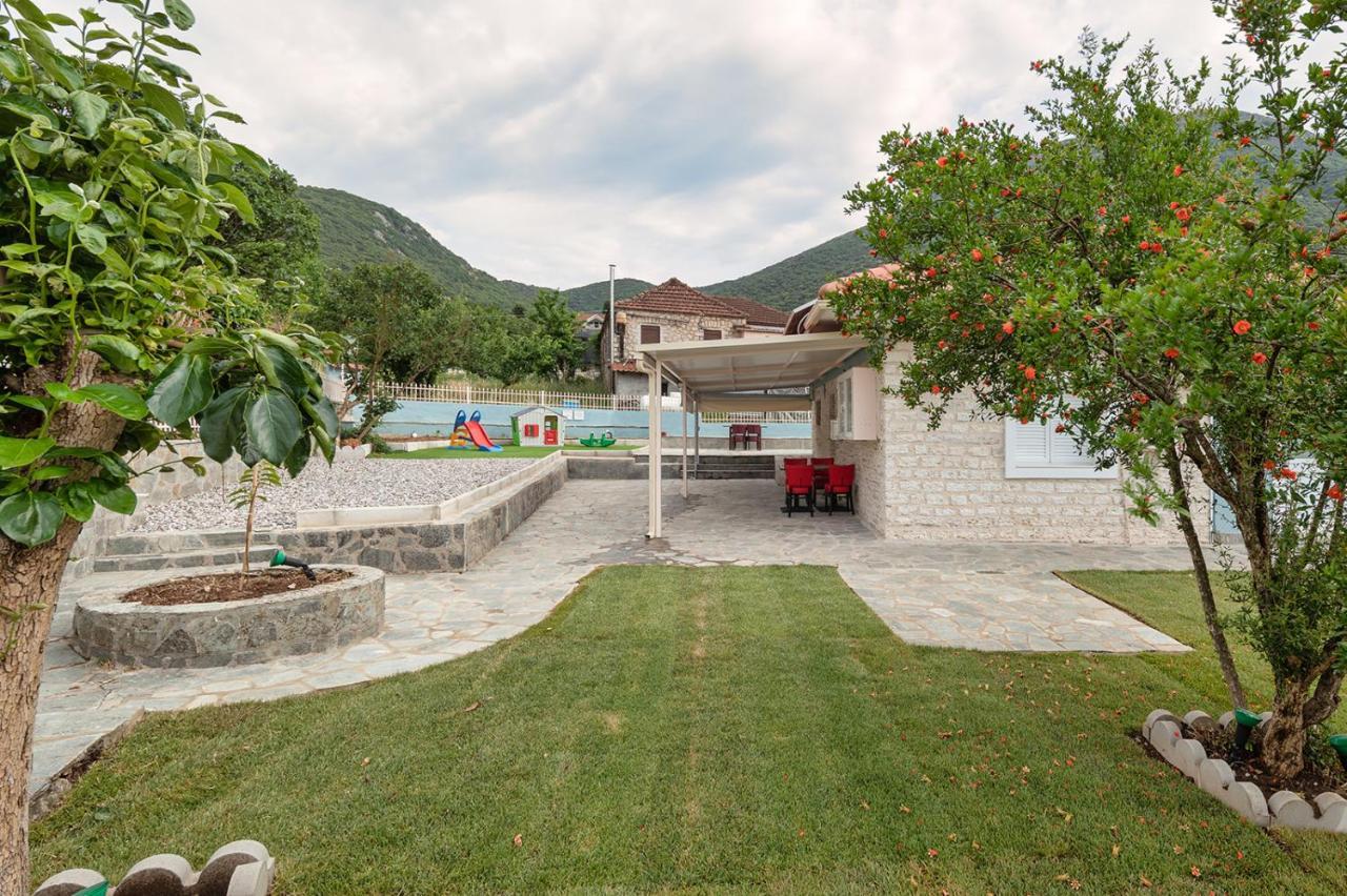 Bungalow Episkopiko Ioannina Eksteriør billede