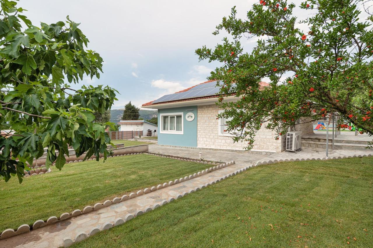 Bungalow Episkopiko Ioannina Eksteriør billede