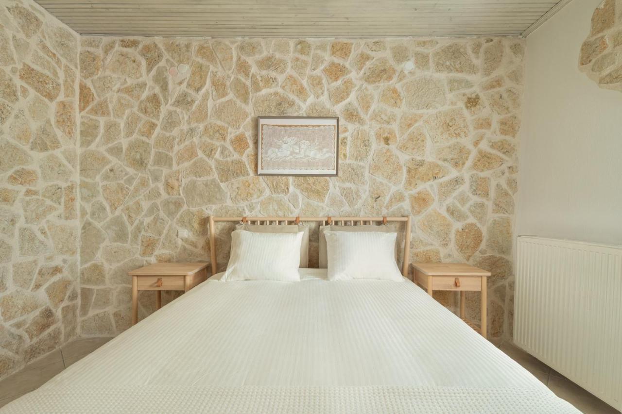 Bungalow Episkopiko Ioannina Eksteriør billede