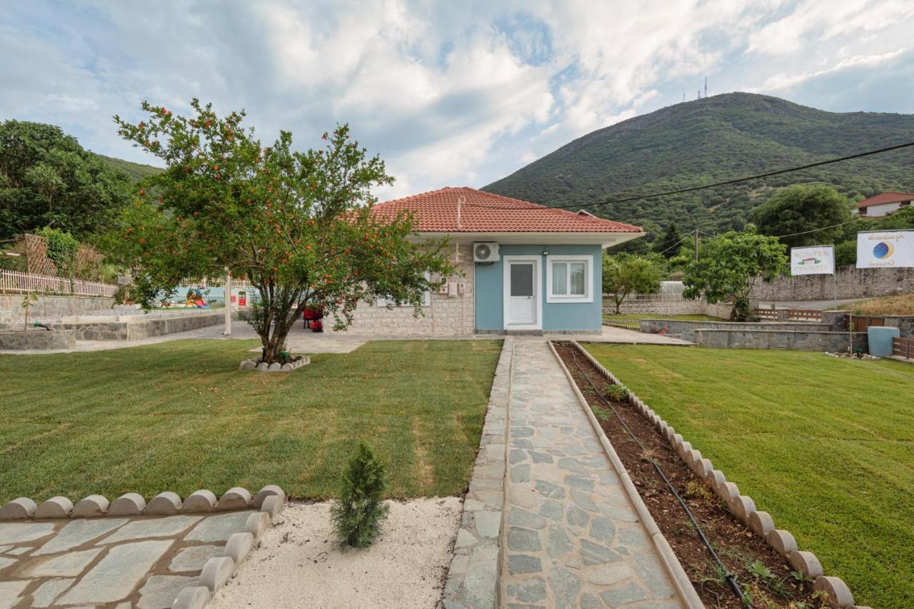 Bungalow Episkopiko Ioannina Eksteriør billede