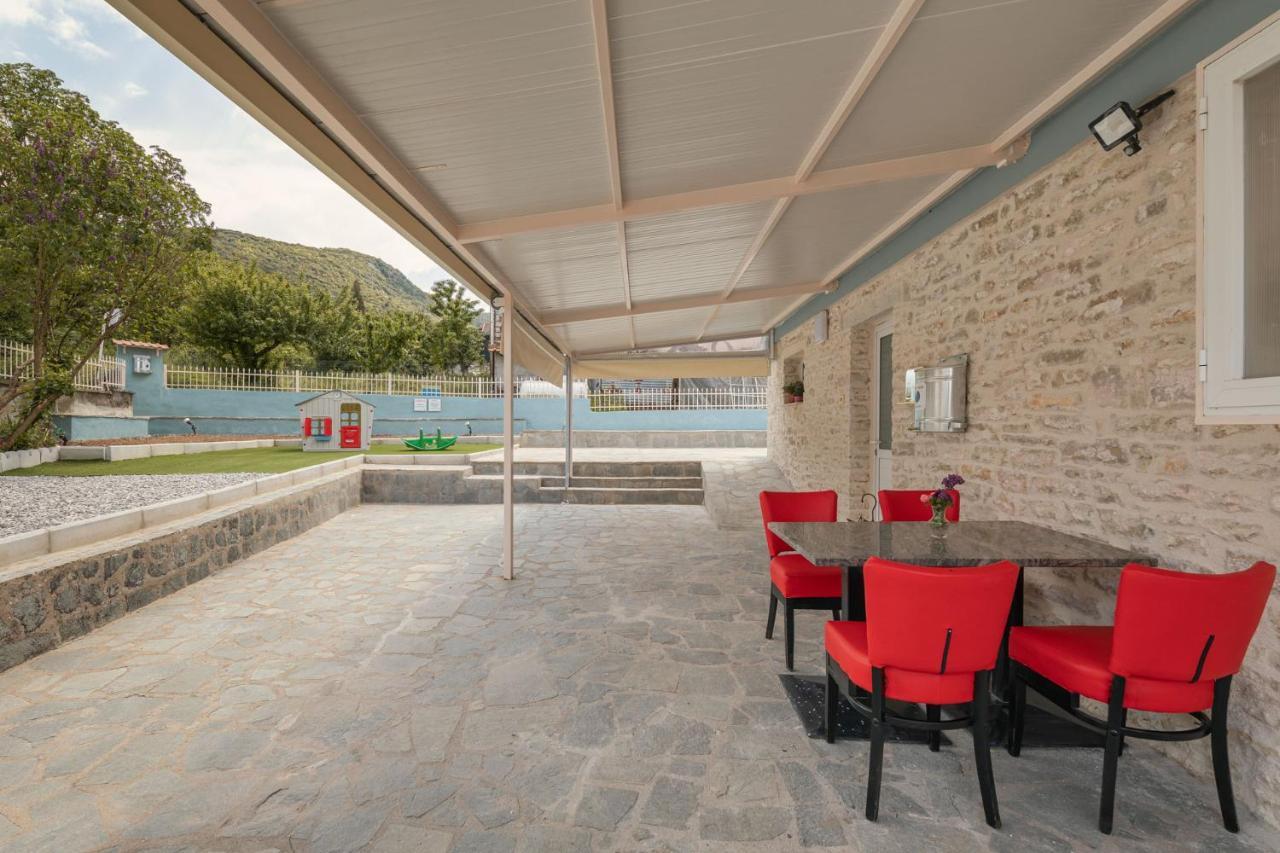 Bungalow Episkopiko Ioannina Eksteriør billede