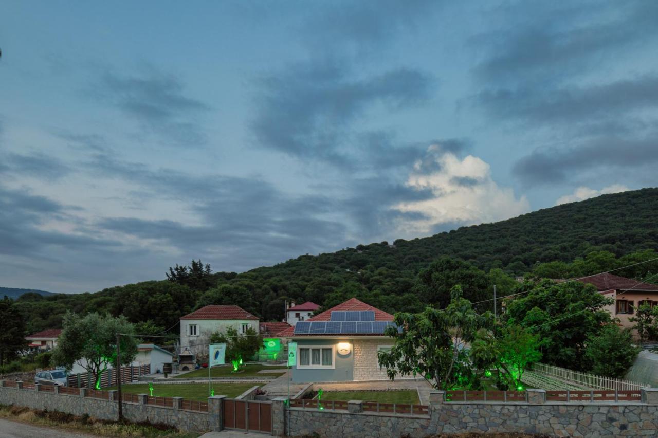 Bungalow Episkopiko Ioannina Eksteriør billede